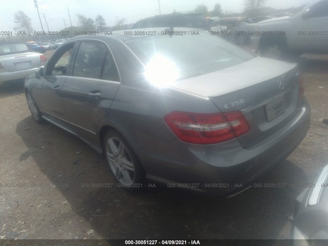 Photo 2 VIN: WDDHF8HB9BA306557 - MERCEDES-BENZ E-CLASS 