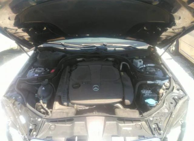 Photo 9 VIN: WDDHF8JB0CA597204 - MERCEDES-BENZ E-CLASS 