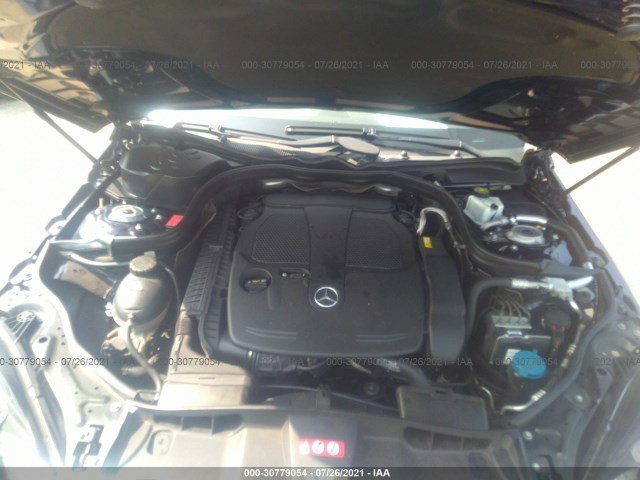 Photo 9 VIN: WDDHF8JB0CA606483 - MERCEDES-BENZ E-CLASS 