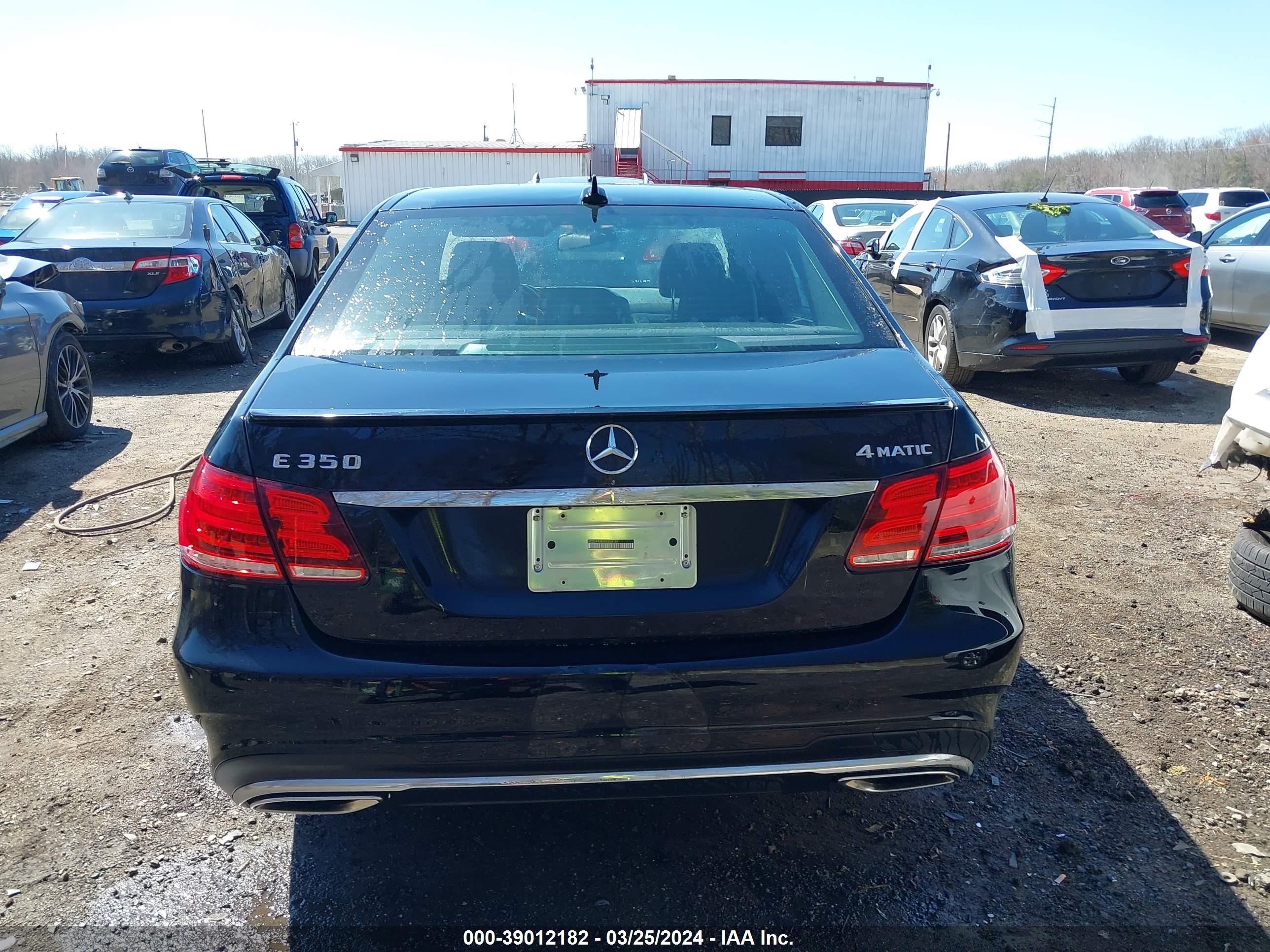 Photo 15 VIN: WDDHF8JB0EA859189 - MERCEDES-BENZ NULL 