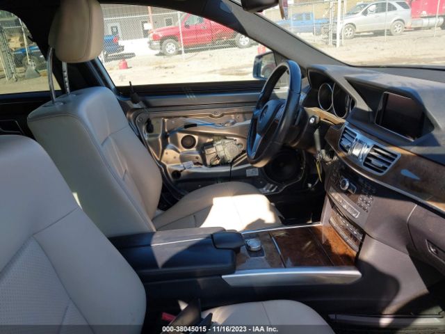 Photo 4 VIN: WDDHF8JB0EA924705 - MERCEDES-BENZ E 350 