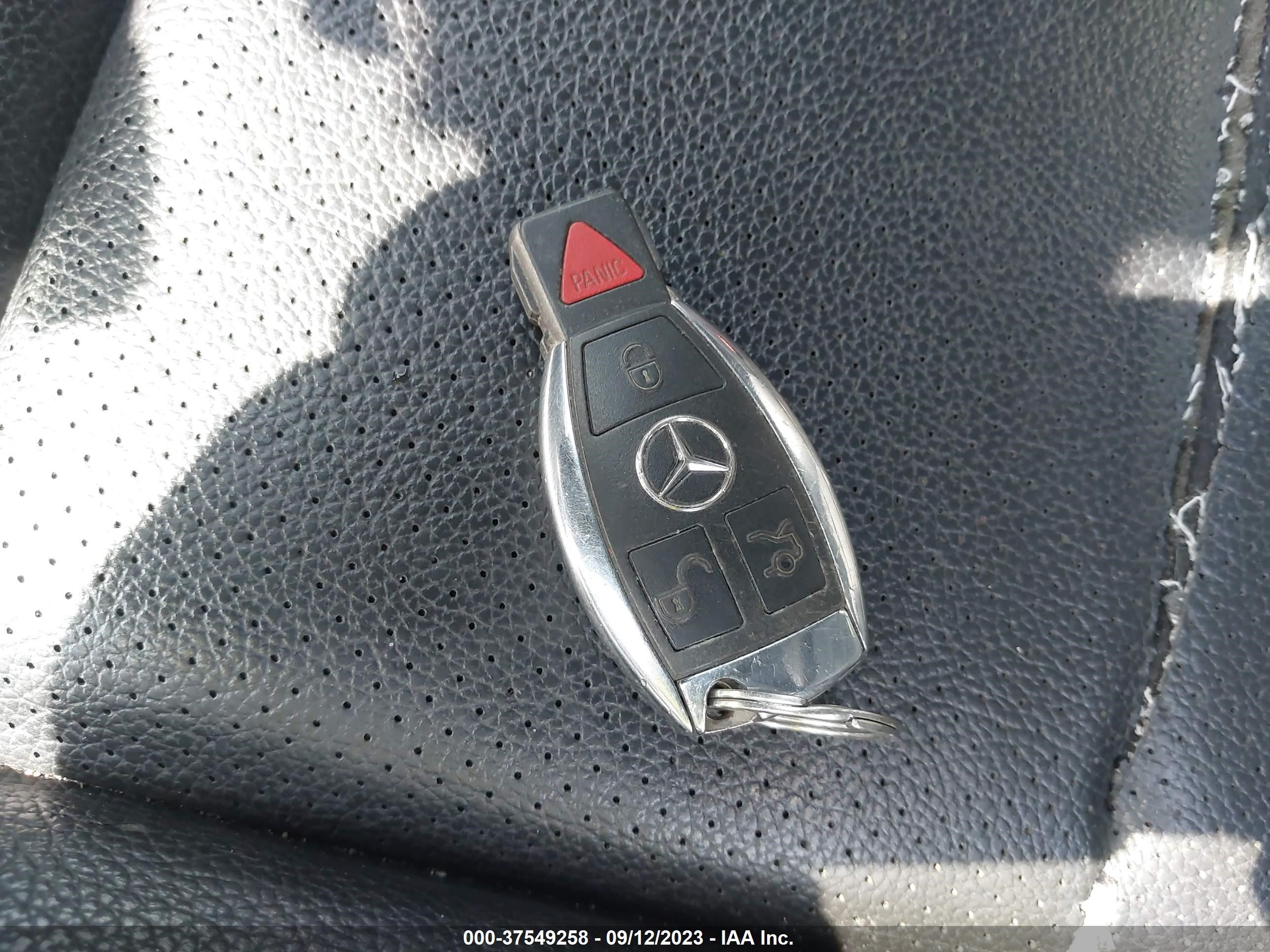 Photo 10 VIN: WDDHF8JB0EB032772 - MERCEDES-BENZ E-KLASSE 