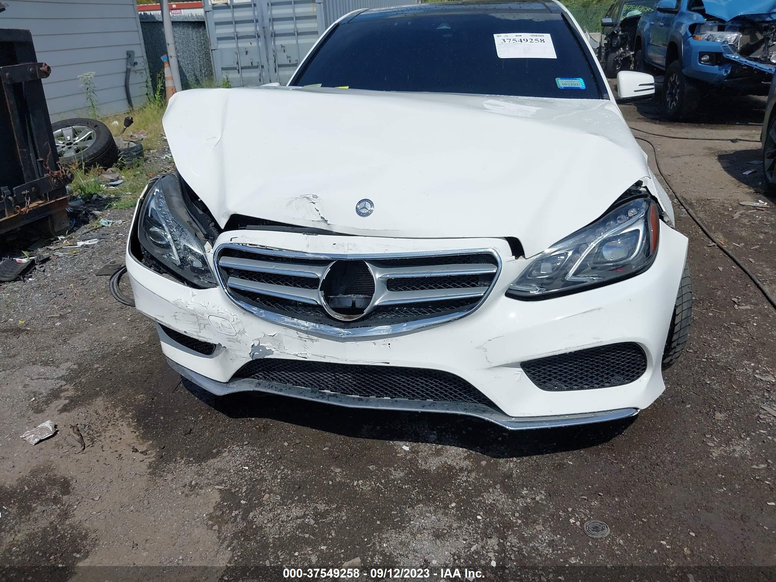 Photo 5 VIN: WDDHF8JB0EB032772 - MERCEDES-BENZ E-KLASSE 