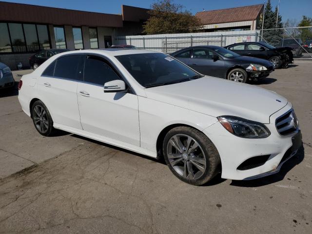 Photo 3 VIN: WDDHF8JB0FB097672 - MERCEDES-BENZ E-CLASS 