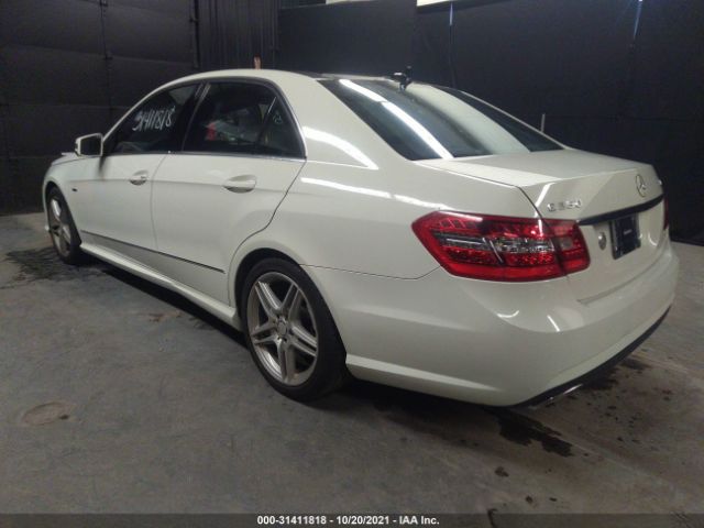 Photo 2 VIN: WDDHF8JB1CA526223 - MERCEDES-BENZ E-CLASS 