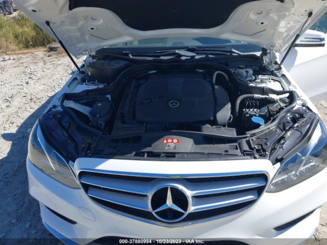 Photo 9 VIN: WDDHF8JB1GB211860 - MERCEDES-BENZ E-CLASS 