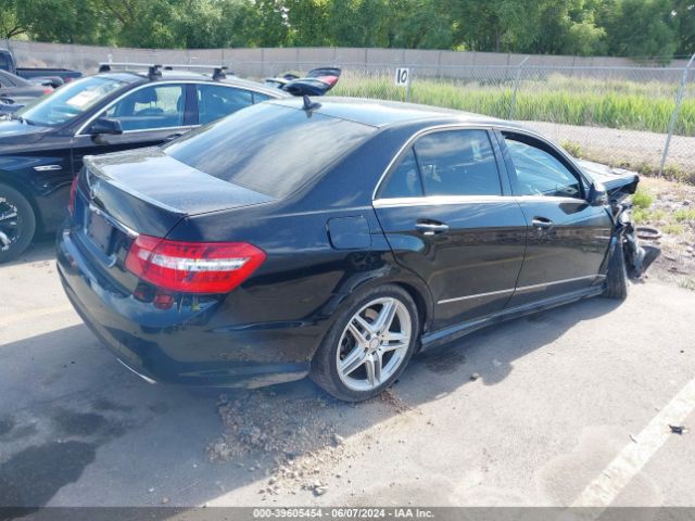 Photo 3 VIN: WDDHF8JB2CA638710 - MERCEDES-BENZ E-CLASS 