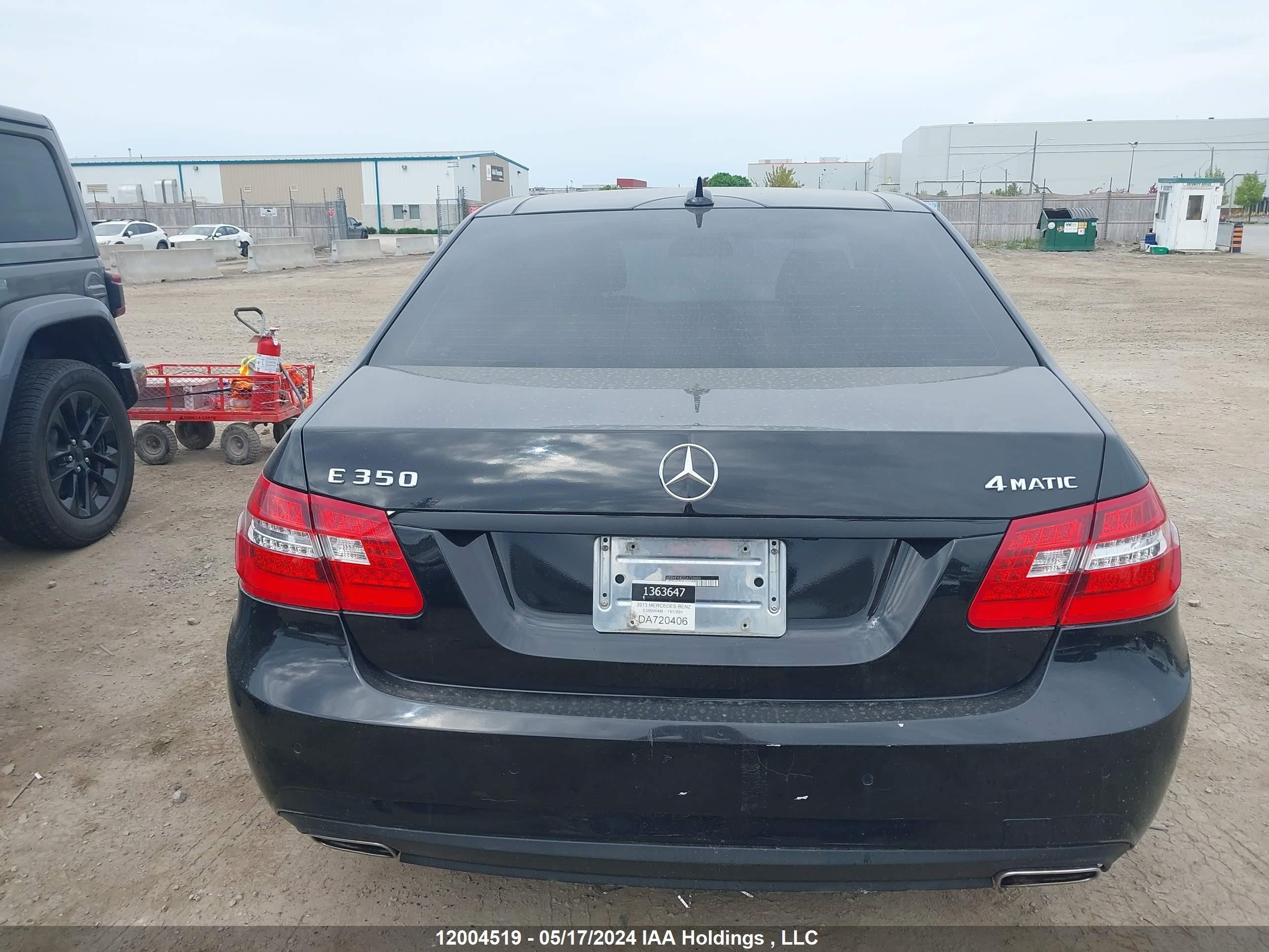 Photo 15 VIN: WDDHF8JB2DA720406 - MERCEDES-BENZ E-KLASSE 