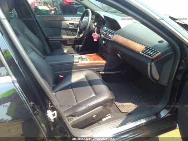 Photo 4 VIN: WDDHF8JB3CA537191 - MERCEDES-BENZ E-CLASS 