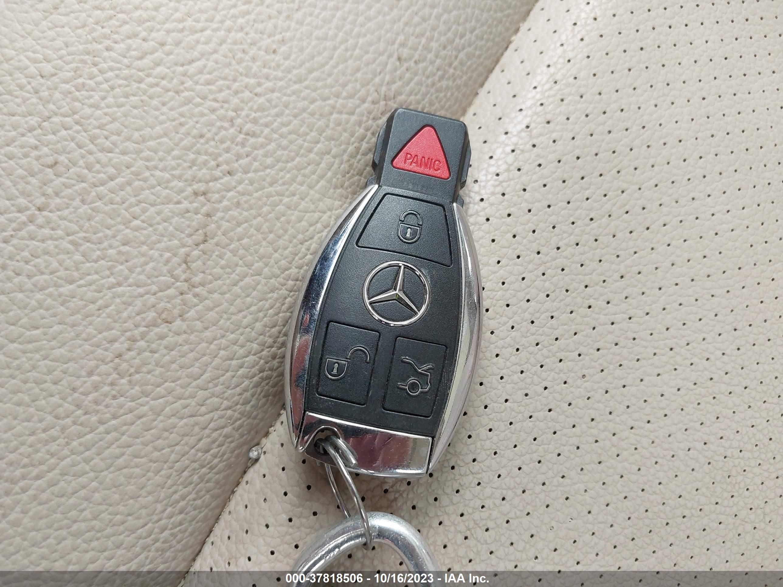 Photo 10 VIN: WDDHF8JB3FB164961 - MERCEDES-BENZ E-KLASSE 