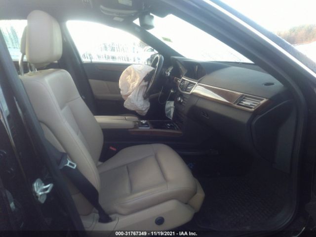 Photo 4 VIN: WDDHF8JB4DA770336 - MERCEDES-BENZ E-CLASS 