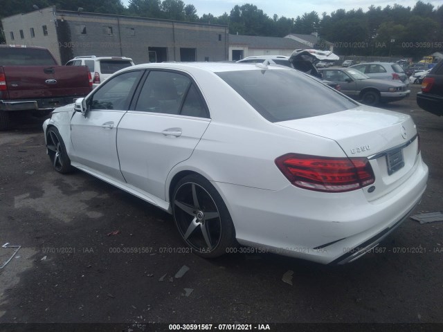 Photo 2 VIN: WDDHF8JB4EA976693 - MERCEDES-BENZ E-CLASS 