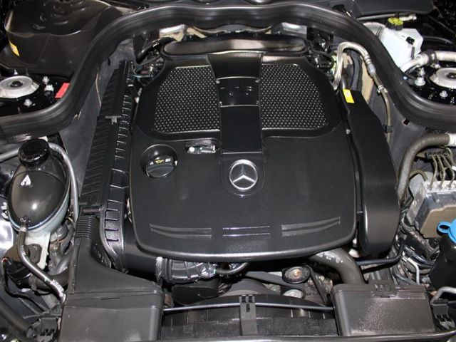 Photo 8 VIN: WDDHF8JB4EB017630 - MERCEDES-BENZ E-CLASS 