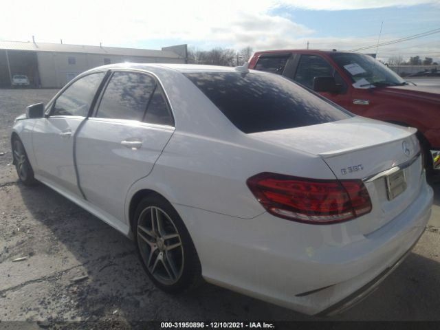 Photo 2 VIN: WDDHF8JB4EB041667 - MERCEDES-BENZ E-CLASS 