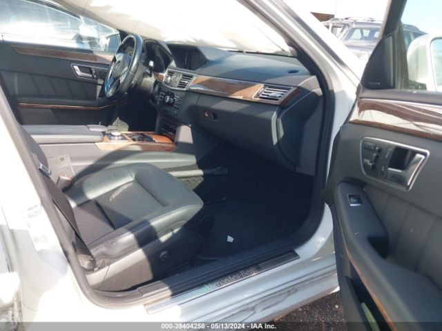 Photo 4 VIN: WDDHF8JB5CA610285 - MERCEDES-BENZ E 350 