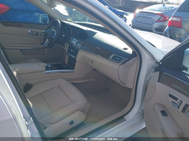 Photo 4 VIN: WDDHF8JB5EA989016 - MERCEDES-BENZ E 