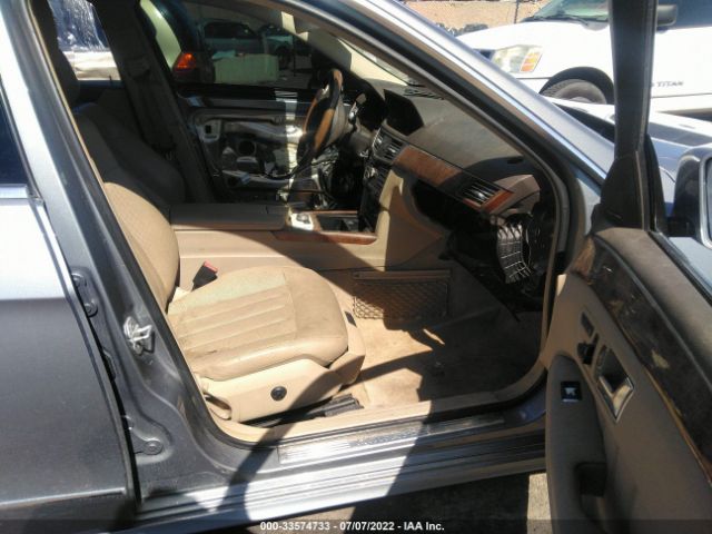 Photo 4 VIN: WDDHF8JB6CA533698 - MERCEDES-BENZ E-CLASS 