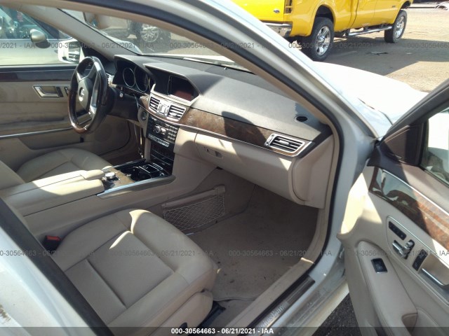 Photo 4 VIN: WDDHF8JB6EA805881 - MERCEDES-BENZ E-CLASS 