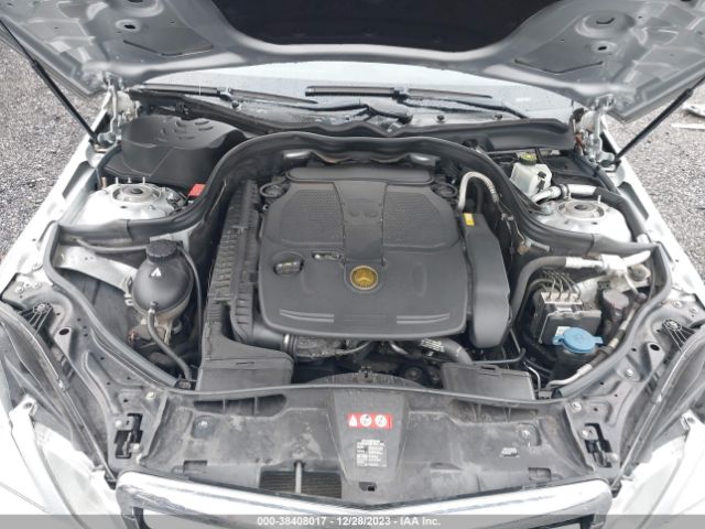 Photo 9 VIN: WDDHF8JB7CA555872 - MERCEDES-BENZ E 350 