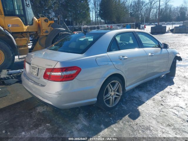 Photo 3 VIN: WDDHF8JB7CA601863 - MERCEDES-BENZ E-CLASS 