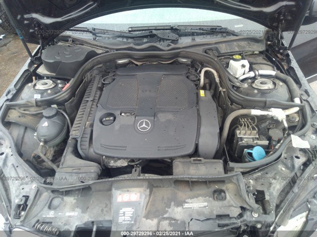 Photo 9 VIN: WDDHF8JB7CA610899 - MERCEDES-BENZ E-CLASS 