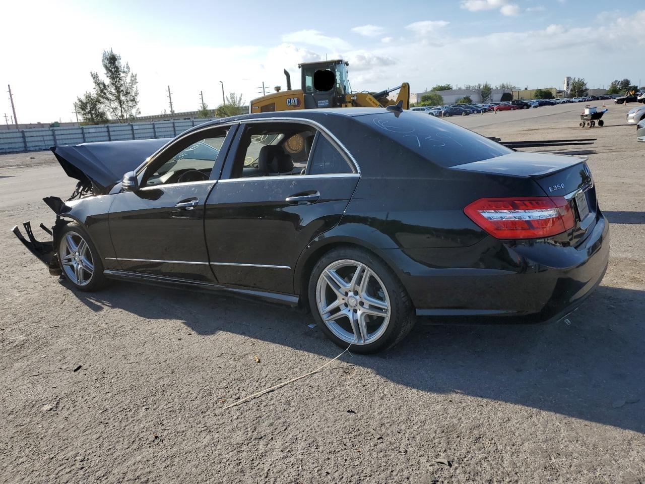 Photo 1 VIN: WDDHF8JB7DA687399 - MERCEDES-BENZ E-KLASSE 