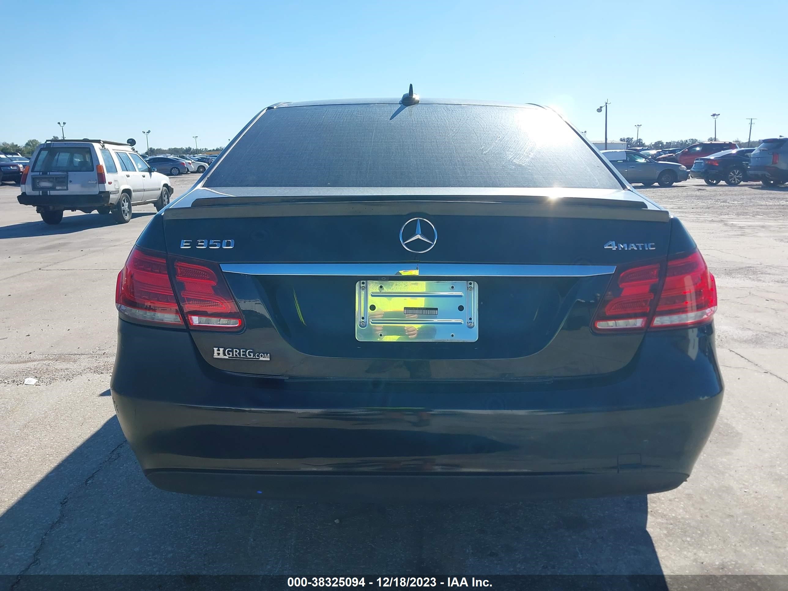 Photo 16 VIN: WDDHF8JB7FB130991 - MERCEDES-BENZ E-KLASSE 