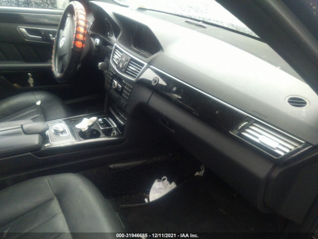 Photo 4 VIN: WDDHF8JB8CA606327 - MERCEDES-BENZ E-CLASS 