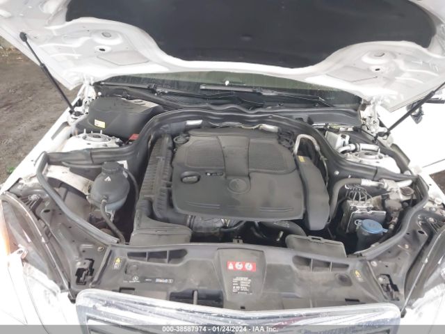 Photo 9 VIN: WDDHF8JB8DA683572 - MERCEDES-BENZ E 350 