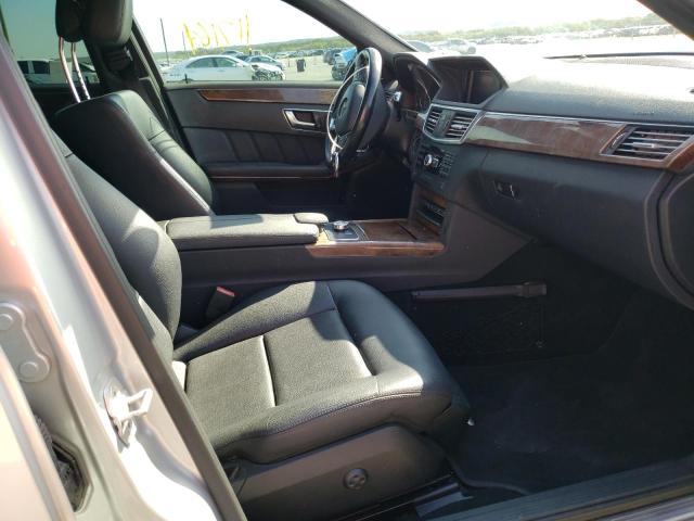 Photo 4 VIN: WDDHF8JB8DA714271 - MERCEDES-BENZ E-CLASS 