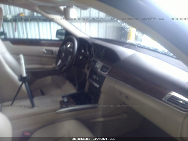 Photo 4 VIN: WDDHF8JB9EA843024 - MERCEDES-BENZ E-CLASS 