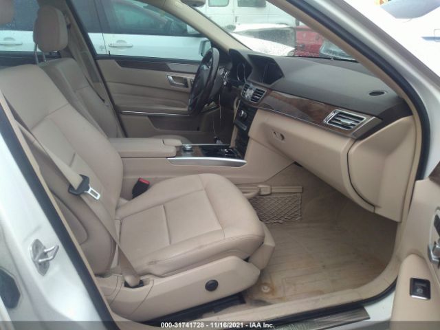 Photo 4 VIN: WDDHF8JBXFB108421 - MERCEDES-BENZ E-CLASS 