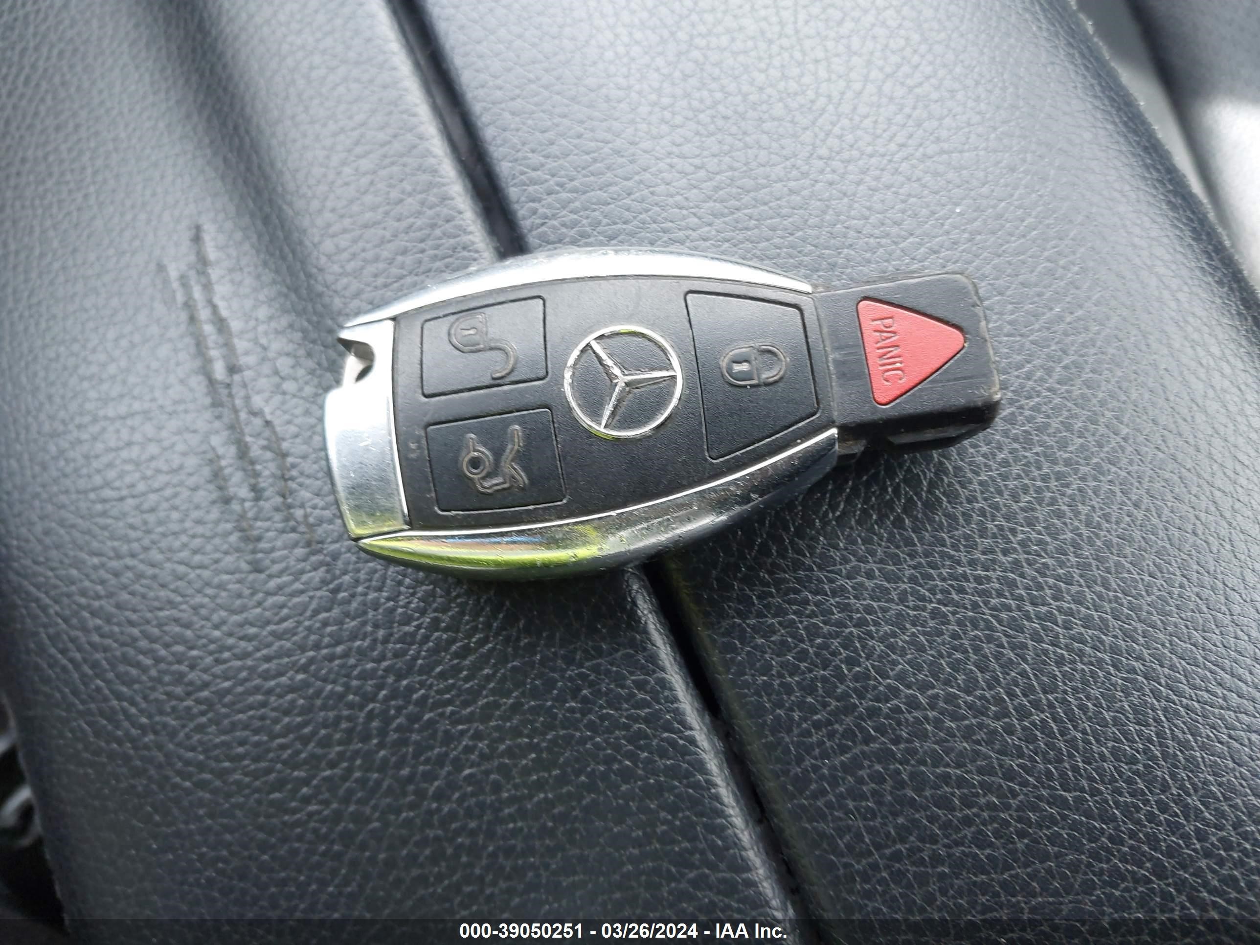 Photo 9 VIN: WDDHF8JBXFB113568 - MERCEDES-BENZ NULL 