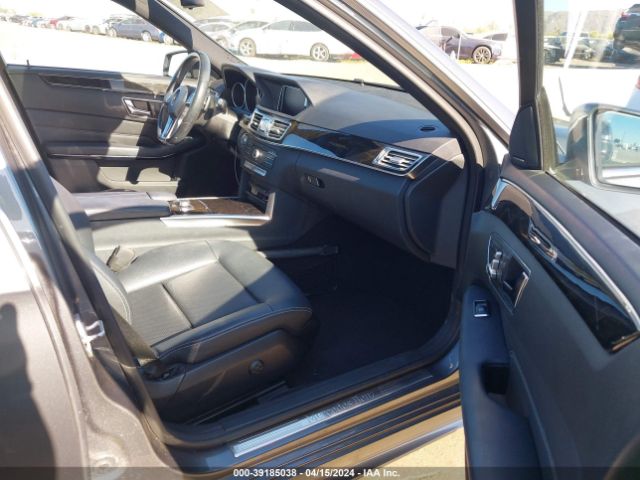 Photo 4 VIN: WDDHF8JBXGB288906 - MERCEDES-BENZ E 350 