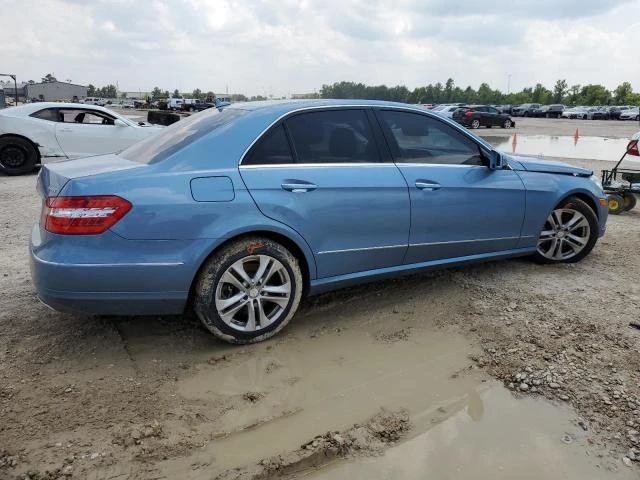 Photo 2 VIN: WDDHF9AB0AA261264 - MERCEDES-BENZ E 550 4MAT 