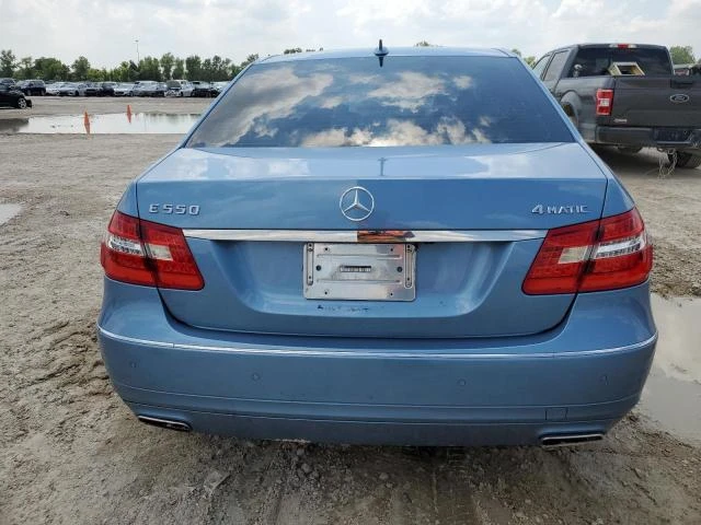 Photo 5 VIN: WDDHF9AB0AA261264 - MERCEDES-BENZ E 550 4MAT 