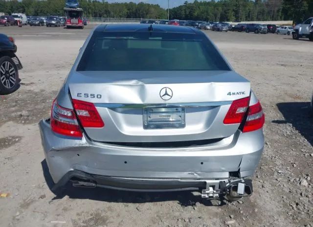 Photo 5 VIN: WDDHF9AB2AA254185 - MERCEDES-BENZ E 550 