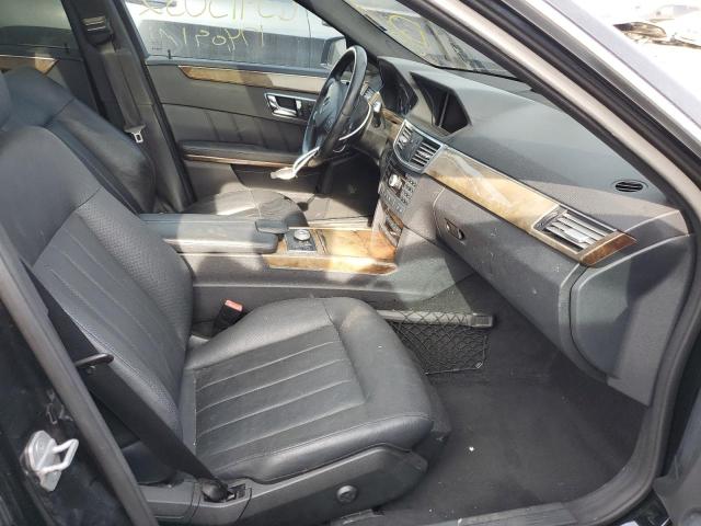 Photo 4 VIN: WDDHF9AB2BA314953 - MERCEDES-BENZ E 550 4MAT 