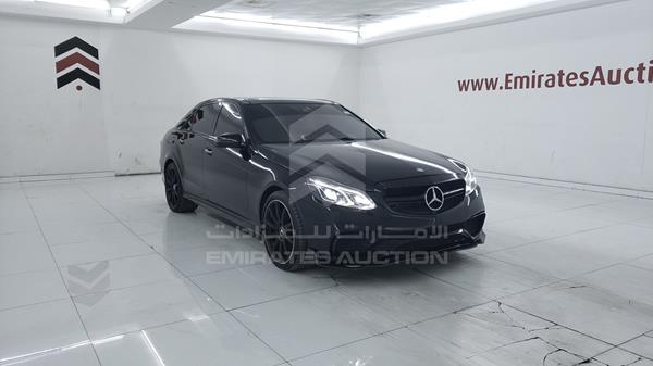 Photo 8 VIN: WDDHF9AB3AA171008 - MERCEDES-BENZ E 550 