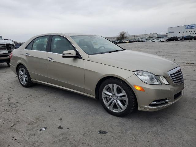 Photo 3 VIN: WDDHF9AB3BA307686 - MERCEDES-BENZ E 550 4MAT 