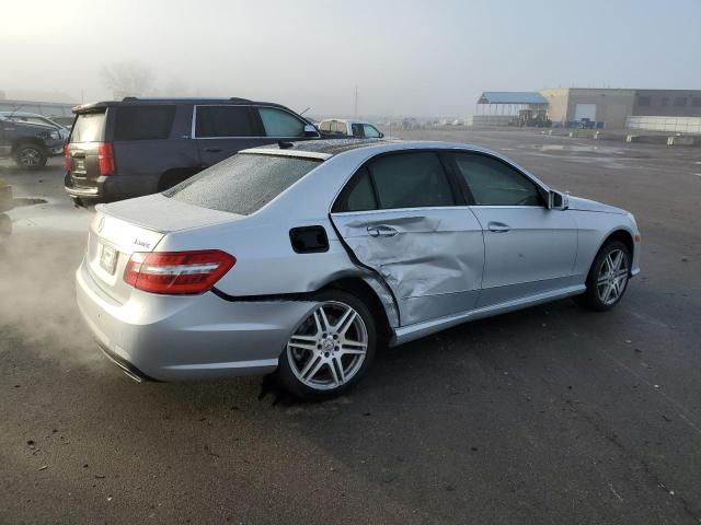 Photo 2 VIN: WDDHF9AB4AA254737 - MERCEDES-BENZ E 550 4MAT 