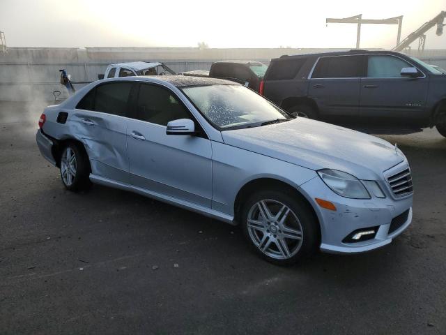 Photo 3 VIN: WDDHF9AB4AA254737 - MERCEDES-BENZ E 550 4MAT 