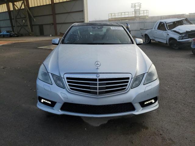 Photo 4 VIN: WDDHF9AB4AA254737 - MERCEDES-BENZ E 550 4MAT 