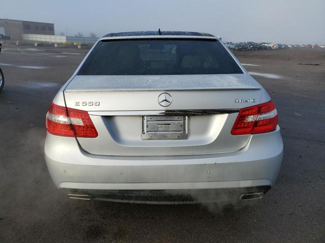 Photo 5 VIN: WDDHF9AB4AA254737 - MERCEDES-BENZ E 550 4MAT 