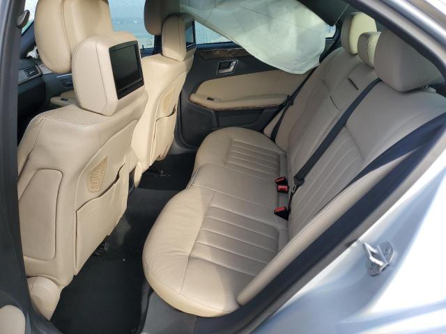 Photo 9 VIN: WDDHF9AB4AA254737 - MERCEDES-BENZ E 550 4MAT 