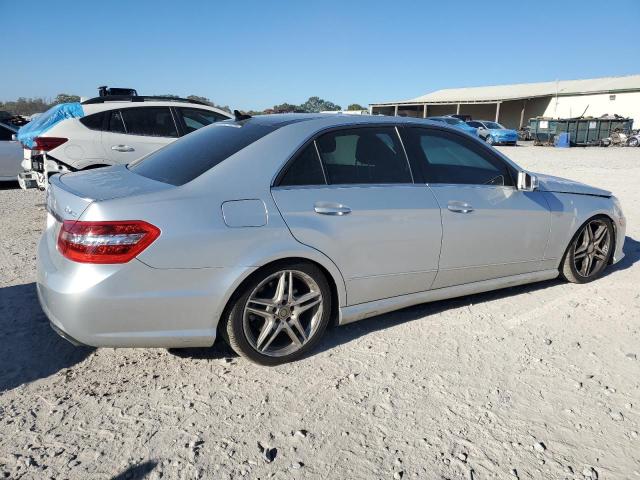 Photo 2 VIN: WDDHF9AB6BA440622 - MERCEDES-BENZ E 550 4MAT 