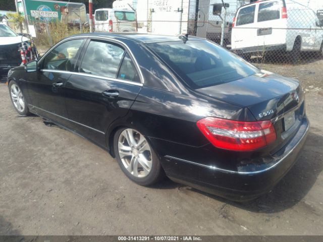 Photo 2 VIN: WDDHF9AB9AA117454 - MERCEDES-BENZ E-CLASS 