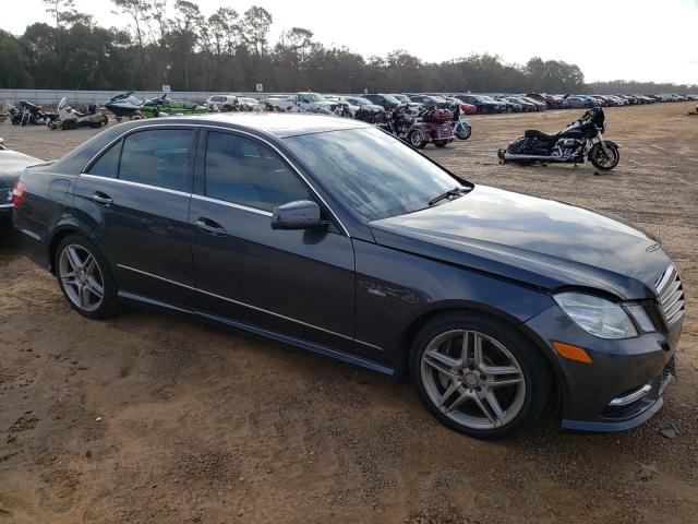 Photo 3 VIN: WDDHF9BB0CA522863 - MERCEDES-BENZ E 550 4MAT 