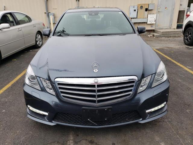 Photo 4 VIN: WDDHF9BB0DA748886 - MERCEDES-BENZ E 550 4MAT 