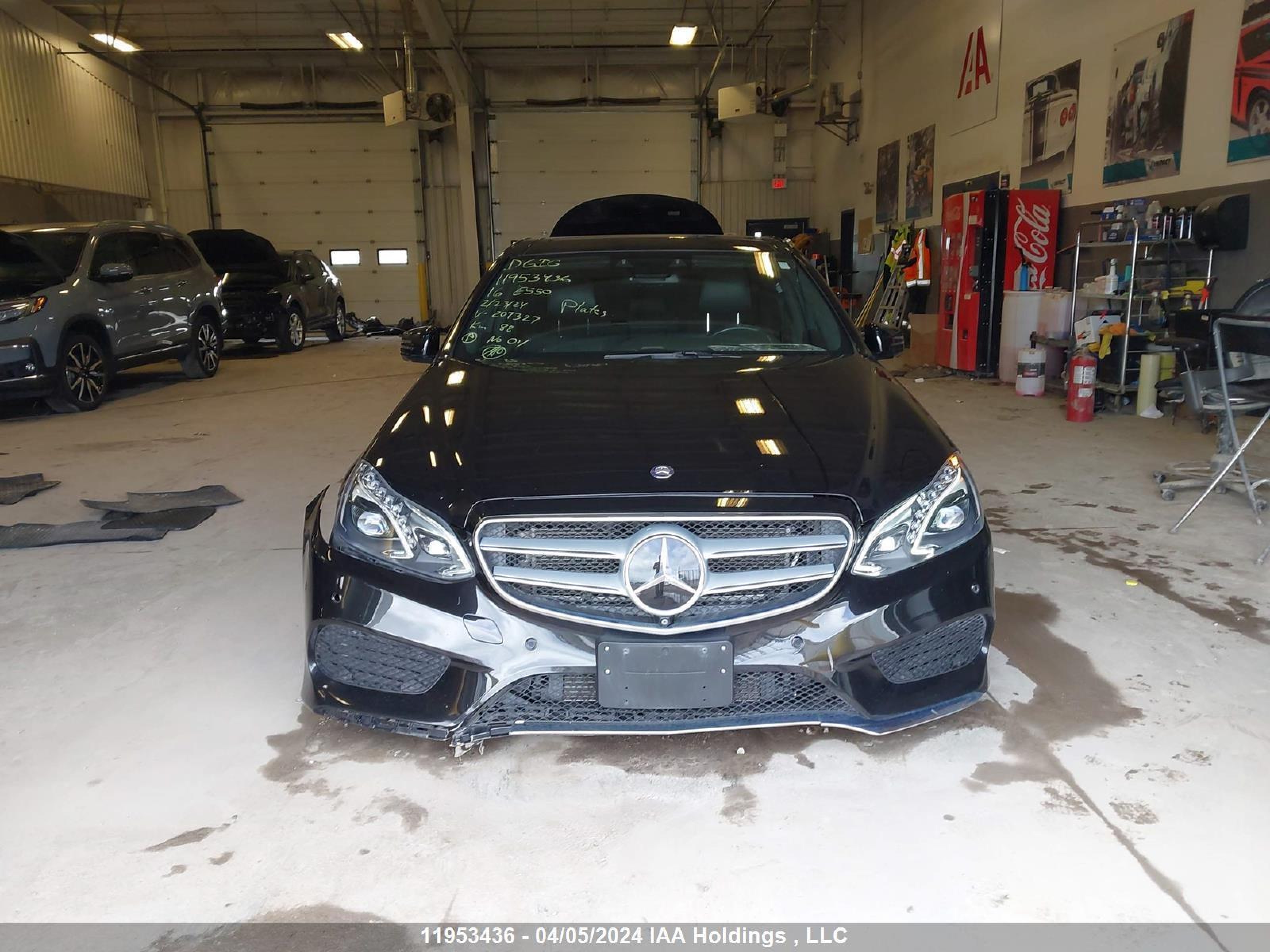 Photo 11 VIN: WDDHF9BB1GB207327 - MERCEDES-BENZ NULL 